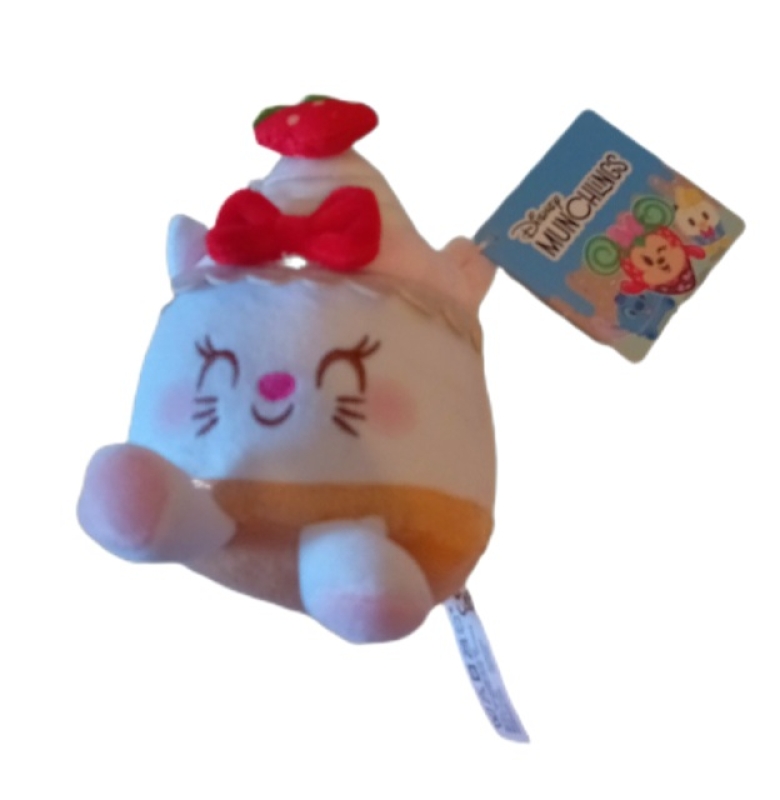 Munchlings Straweberry Chessecake Marie