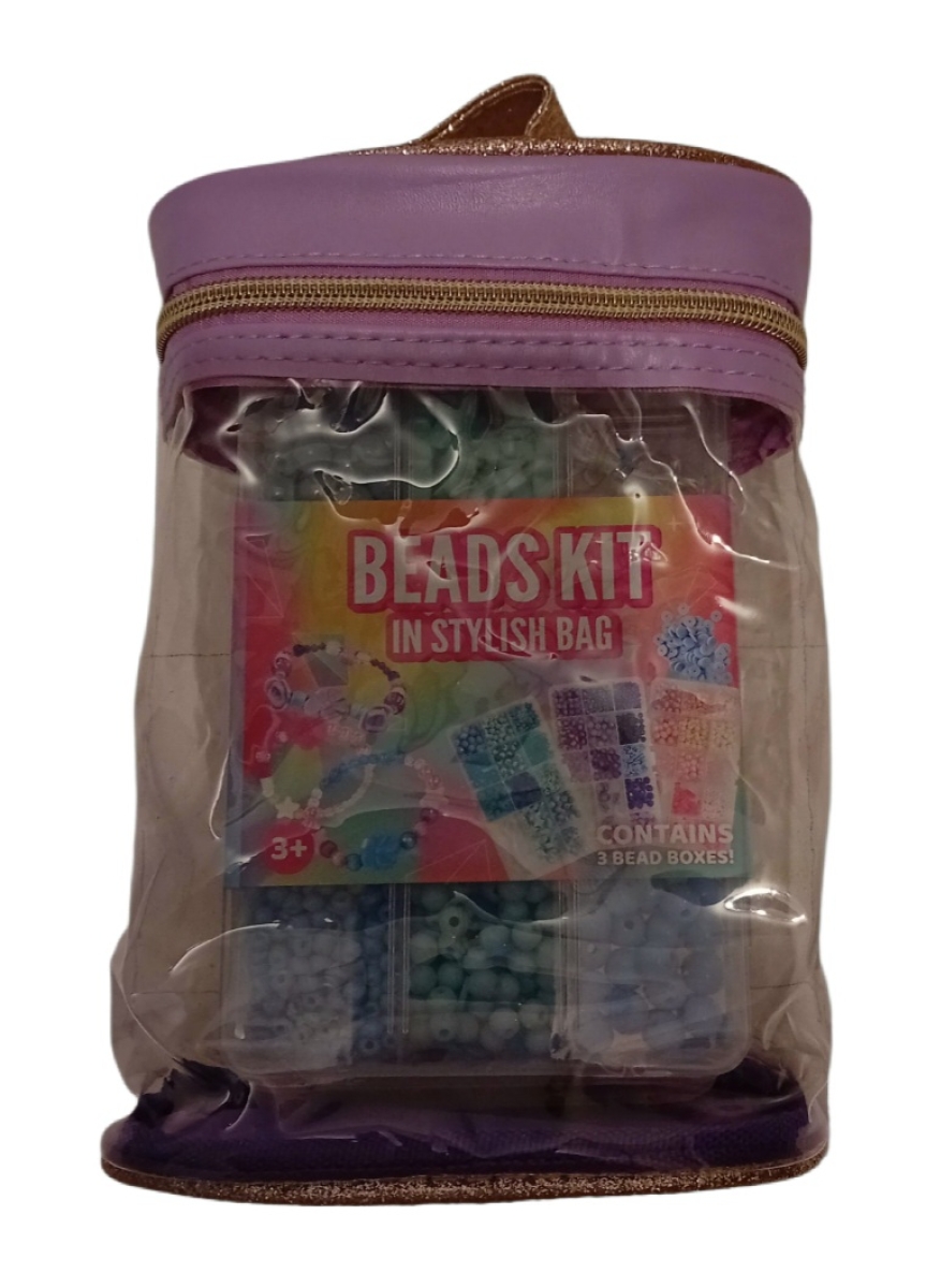 Perlenset in stylischer Tragetasche